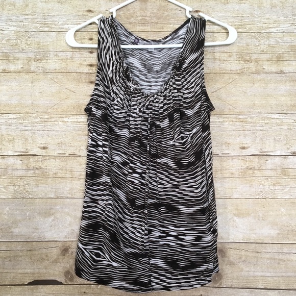 Jennifer Lopez Tops - ON SALE! Jennifer Lopez Crop Top